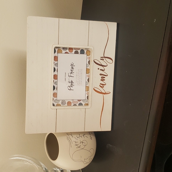 💌 One count "Family" Photo Frame - Picture 2 of 5